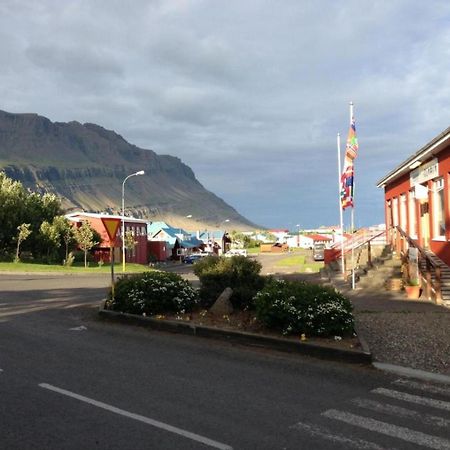 Hotel Post Breiðdalsvík Eksteriør bilde
