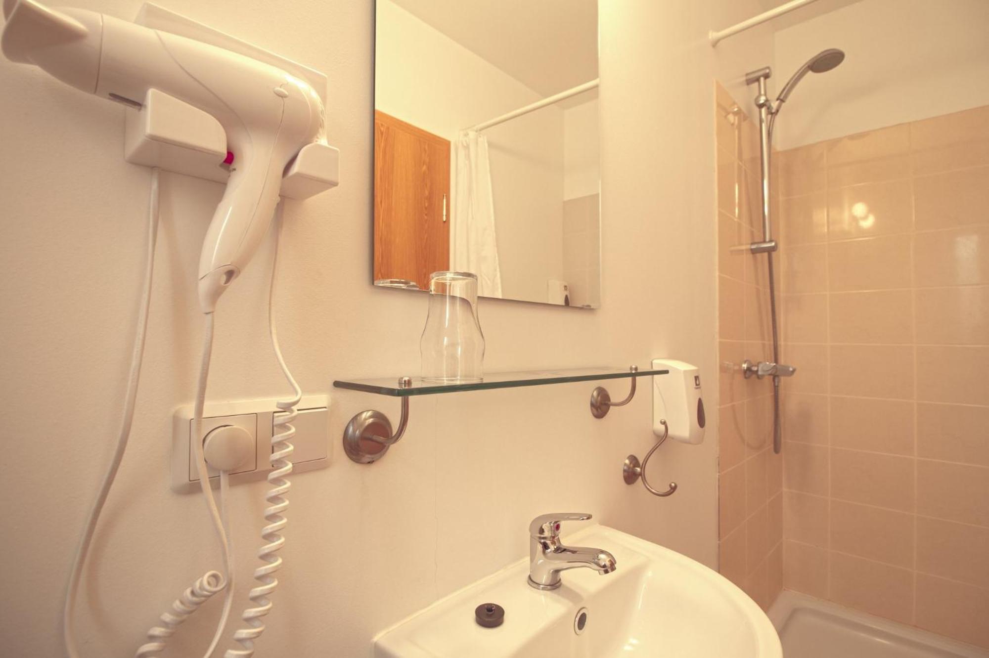 Hotel Post Breiðdalsvík Eksteriør bilde